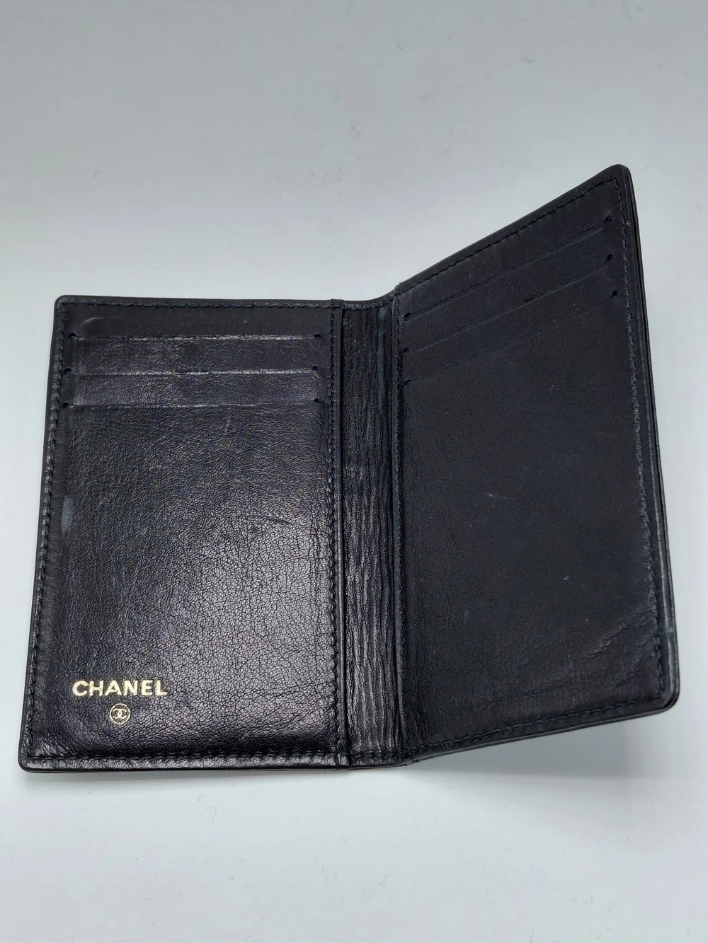 CHANEL Black Caviar Leather CC Logo Card & Key Holder